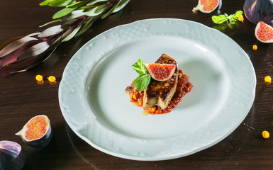 Fried foie gras with figs