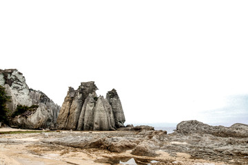 巨岩の迷路　/　景勝地、仏が浦の巨岩