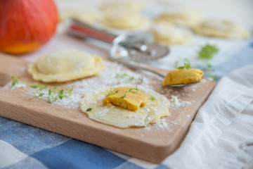Zubereitung Kürbis Ravioli 