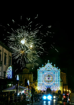 Festa patronale di Maria santissima Regina Incoronata dell'Olmo a Cava de' Tirreni con fuochi d'artificio e faville 6