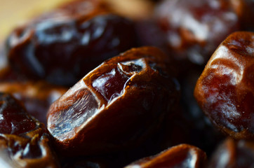 sun dried dates