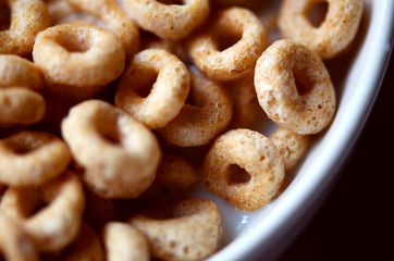Cheerios - Bowl with cheerios whole grain cereals.