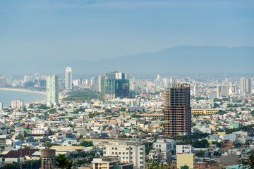 Naklejka premium Wysoki widok na miasto Da Nang w Wietnamie