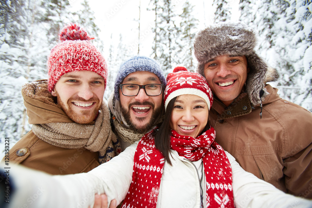 Canvas Prints friends in winterwear