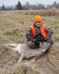 Fotobehang Young Deer hunter © Steve Oehlenschlager