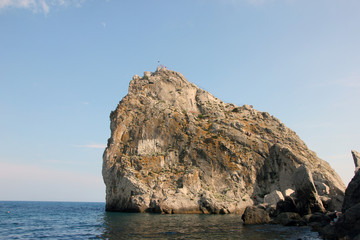 Fototapeta na wymiar beautiful stone wild rock Diva on the coast of Black sea near Si