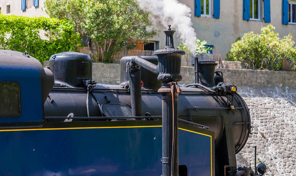 Train &agrave; vapeur.