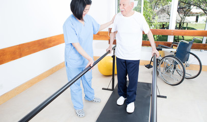 Elder people making exercises in a rehab clinic for ritired - obrazy, fototapety, plakaty