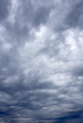 Obraz premium Background of dark clouds before a thunder-storm