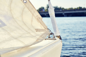 Staysail's carbine hooks on yacht before VIRA sails