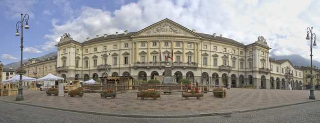 Obraz premium aosta municipio hotel de ville valle d'aosta italia europa italy europe