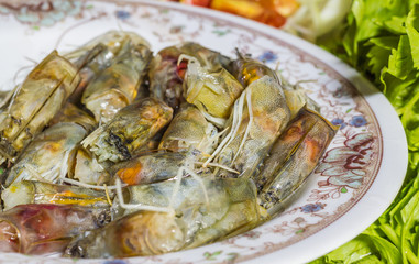 Fresh shrimp head in dish