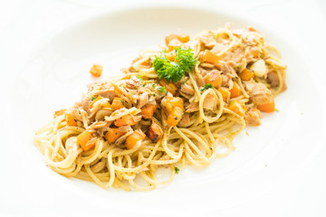 Tuna spaghetti