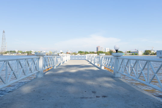Bridge river port