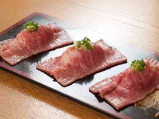 肉寿司