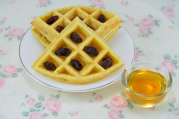 waffles with honey and raisin