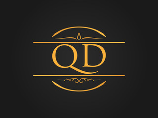 Luxurious Circle Ornament