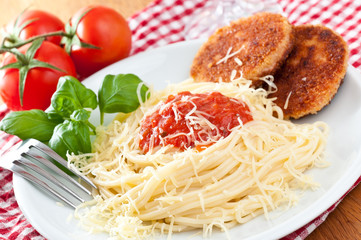 Spaghetti mit Jägerschnitzel