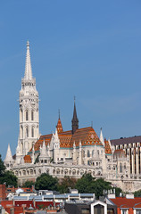 Fototapeta na wymiar famous Matthias church and Fisherman towers Budapest cityscape