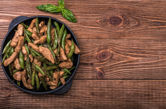 Chicken with asparagus stir fry.