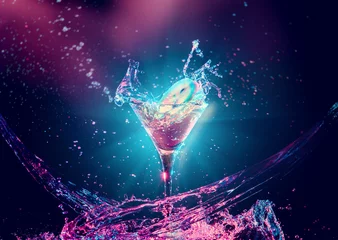 Foto op Plexiglas Colourful cocktail in glass with splash © Goinyk