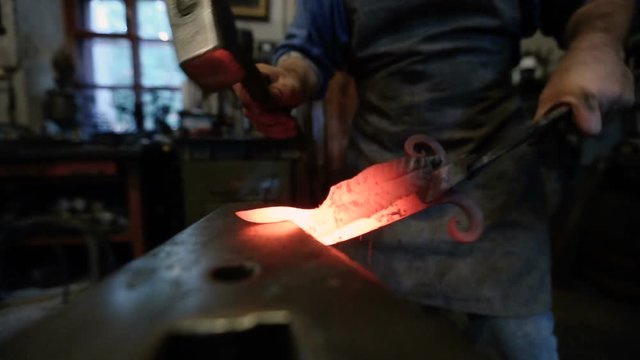 handmade art forging metalblacksmith metal processing