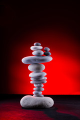 Fototapeta premium balancing pebble tower
