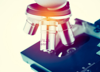 microscope with lighting effect