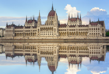 Naklejka premium Budapest. Parliament at sunset, Hungary.