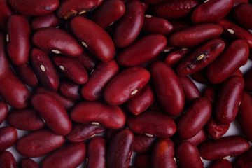 Red bean background.