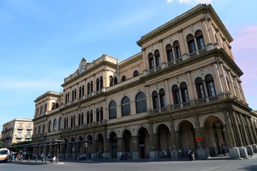Fototapeta na wymiar Gare centrale de Palerme
