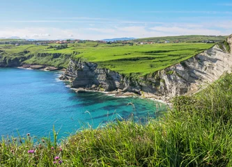 Crédence de cuisine en verre imprimé Côte Scenic coastal view in Cantabria, northern Spain