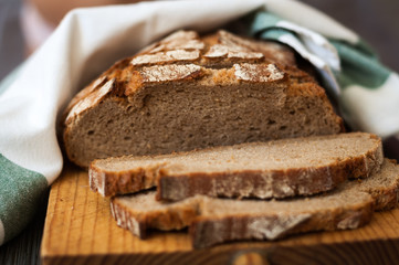 Fototapeta na wymiar sliced rye bread