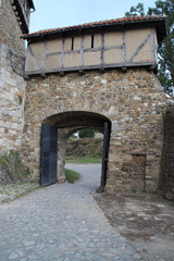 Das Eingangstor einer Burg