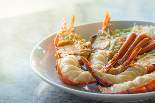 Grilled fresh big shrimp
