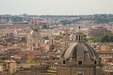 Fototapeta na wymiar Rome is a city full of many beautiful and historical buildings and architectural detail