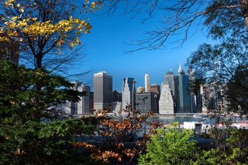 Obraz premium Financial district of Manhattan seen from Brooklyn, New York, USA