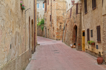 Fototapeta na wymiar San Gimignano charming narrow streets medieval town