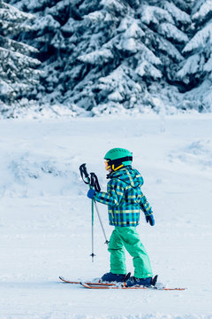 Ski child