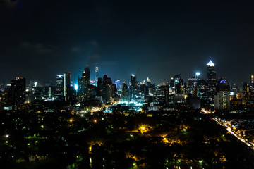 Obraz premium Skyline of Bangkok by night