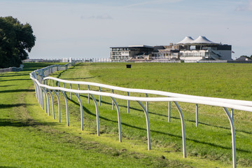 Bath Racecourse Langridge grandstand and track. Thoroughbred horse racing venue on Lansdown Hill, near Bath, Somerset, UK