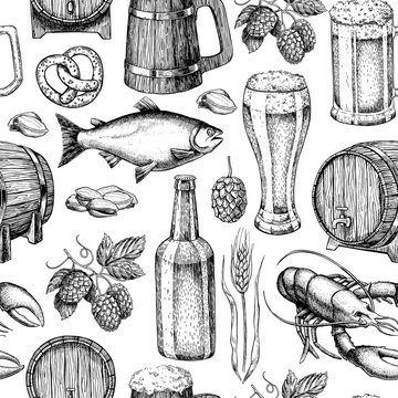 Beer vector seamless pattern. Alcohol beverage hand drawn backgr
