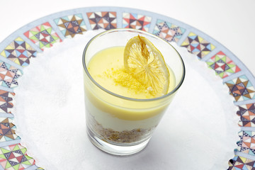 Cups with Lemon Cheesecake