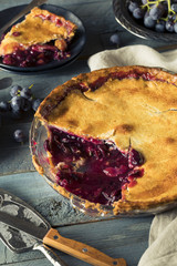 Homemade Sweet Concord Grape Pie