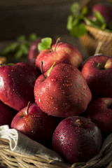 Raw Organic Red Delicious Apples