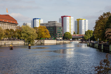 Berliner Innenstadt, Bootsanleger an der Spree