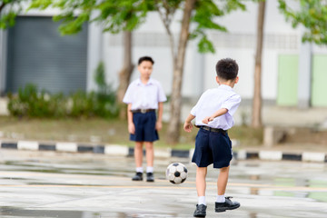 Obraz premium Boy play football