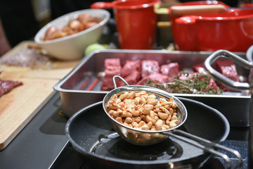 Angebratene Erdüsse