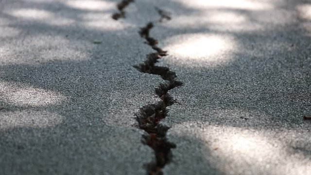 damage after the earthquake