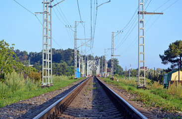Obraz na płótnie Canvas Железнодорожный путь к мосту